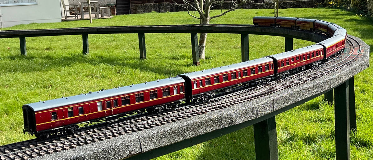 Gauge 1 - 10mm scale BR Brake 3rd & BR Open 2nd coaches