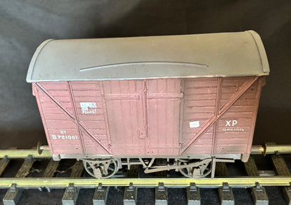 Gauge 1 -10mm scale Good van