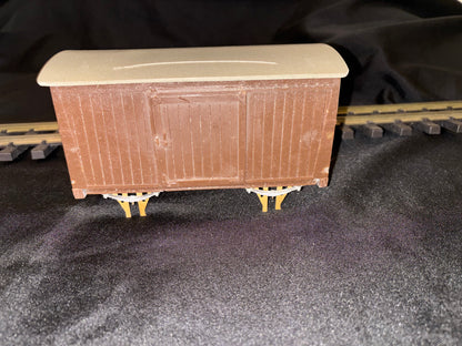Gauge 1 - 10mm Ventilated wagon body with Brass Axle boxes