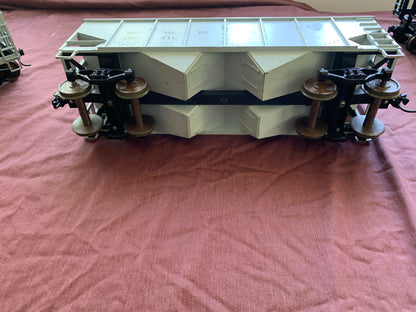 Price Reduced - 4 x Gauge / G-scale American Coal & Grain Hoppers